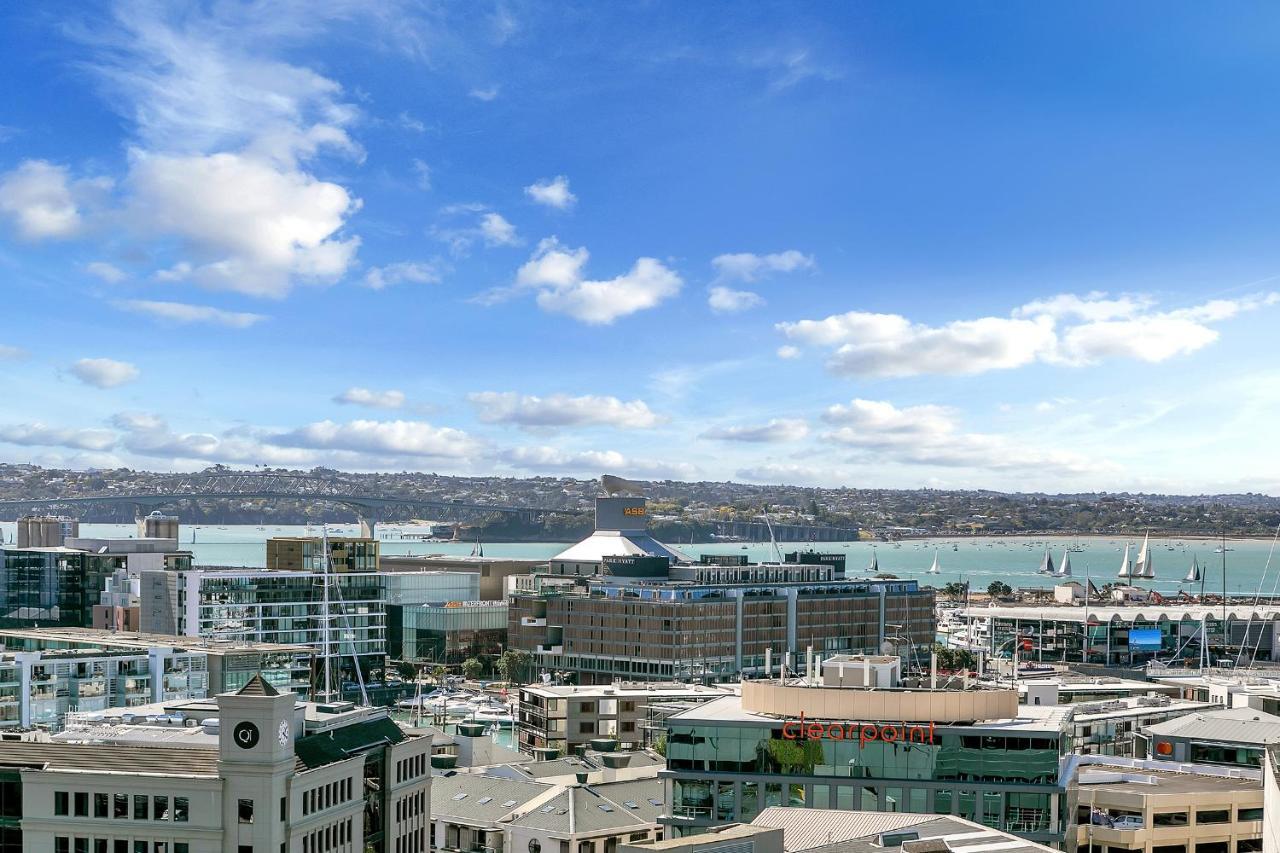 Corporate Gem + Rooftop Pool & Spa Окленд Экстерьер фото
