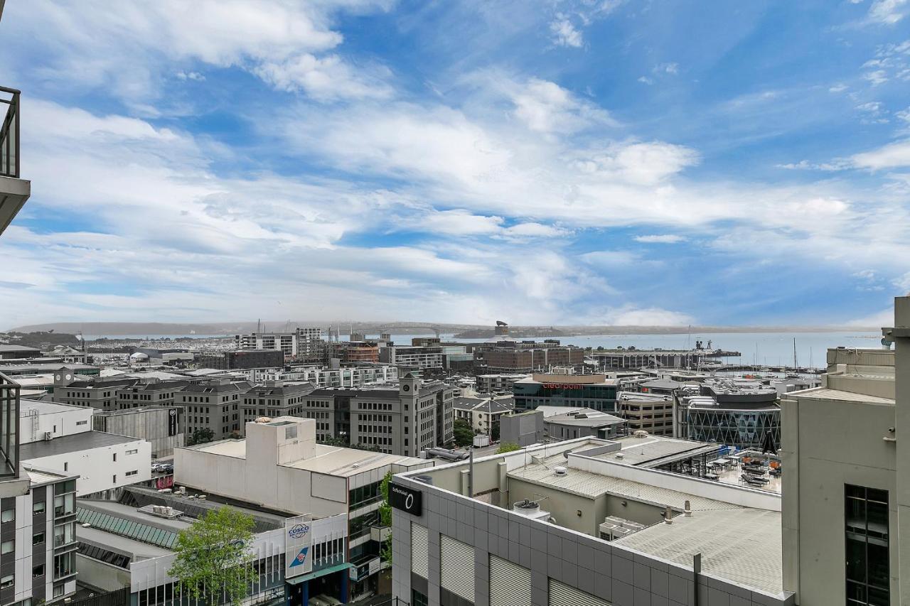 Corporate Gem + Rooftop Pool & Spa Окленд Экстерьер фото
