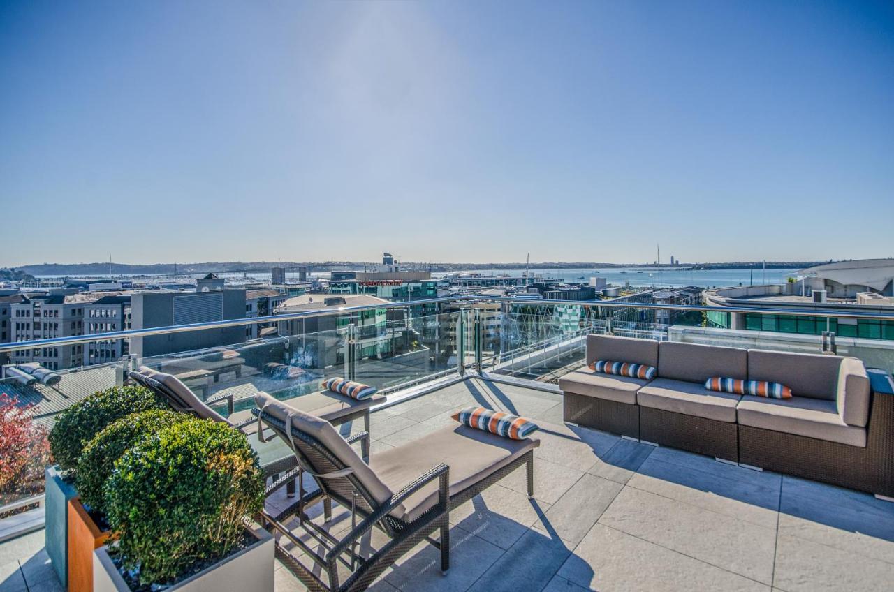 Corporate Gem + Rooftop Pool & Spa Окленд Экстерьер фото